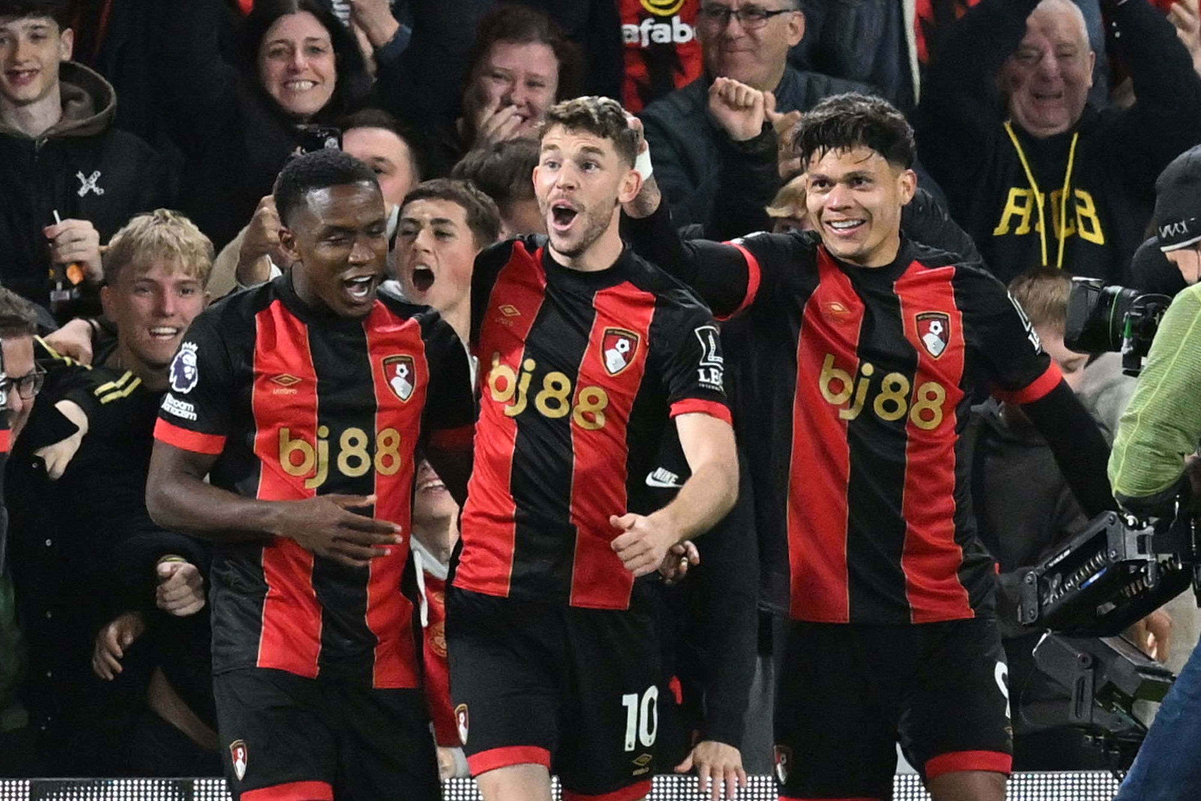 切尔西客场大胜伯恩茅斯,卫冕冠军实力不可小视的简单介绍 切尔西客场大胜伯恩茅斯,卫冕冠军实力不可小视的简单介绍