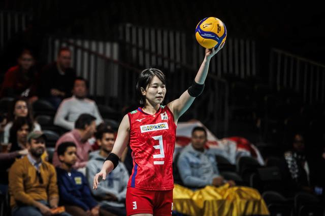 排球选手赛后落泪，背后故事感人