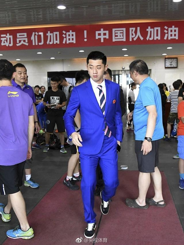 乒乓球队主教练发声，誓言带队登顶