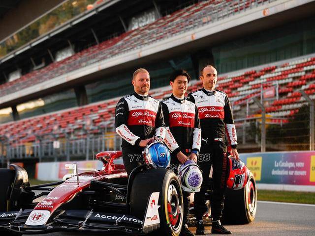 阿斯顿马丁力克红牛车队，皮亚斯特里带队取胜的简单介绍