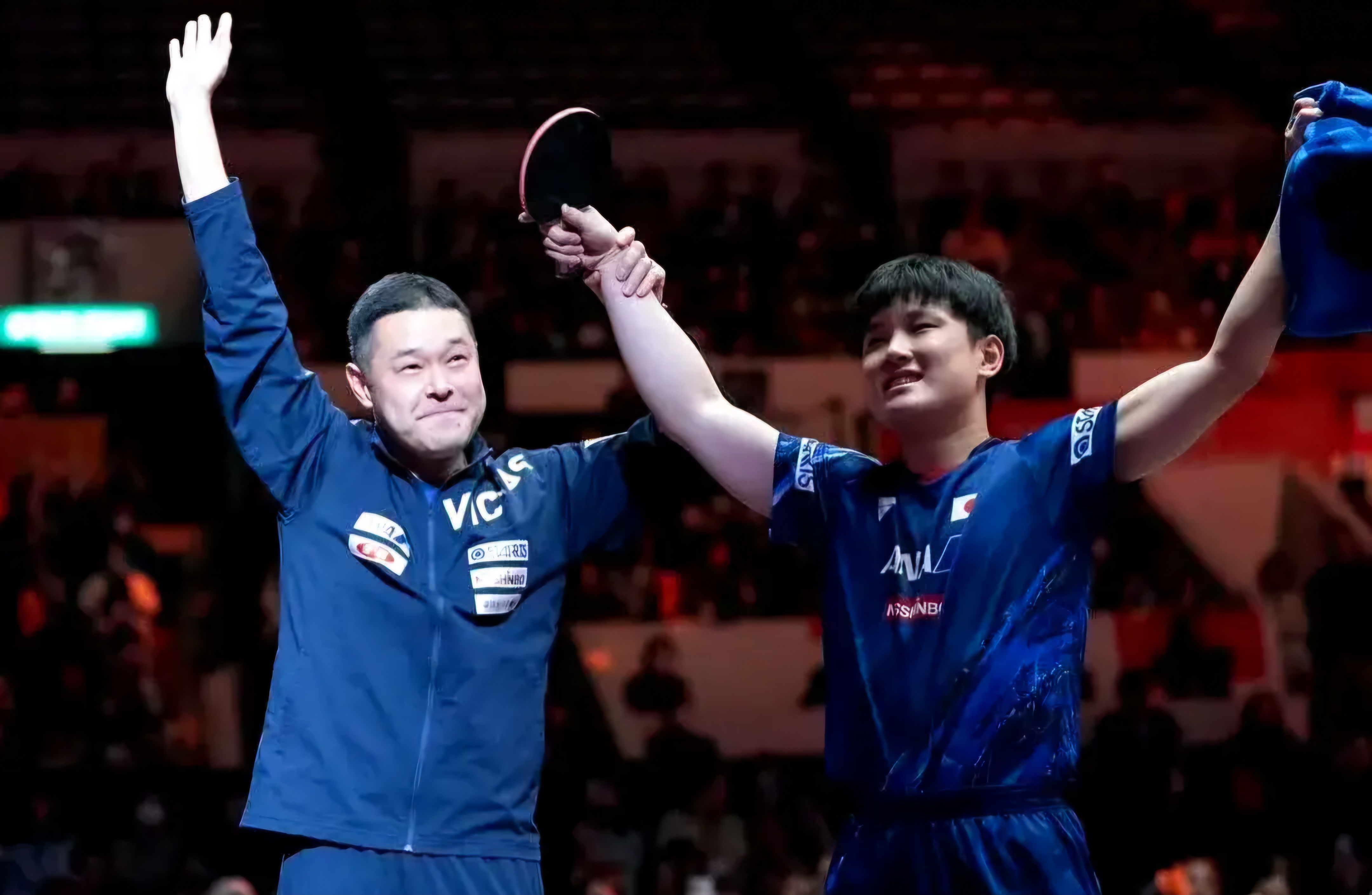 德国队翻盘日本队,张本智和惊艳四座 德国队翻盘日本队,张本智和惊艳四座